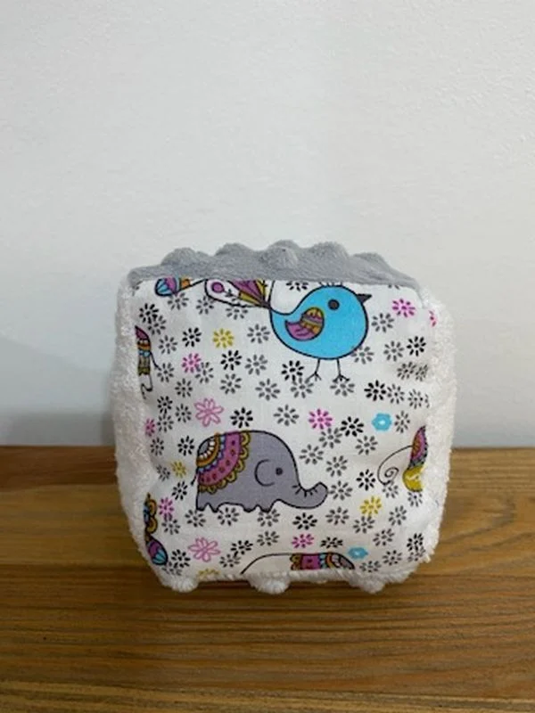Cube d'éveil 8 cm