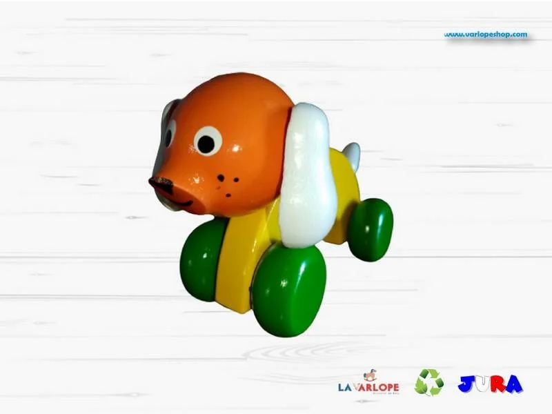 Chien à roulettes
