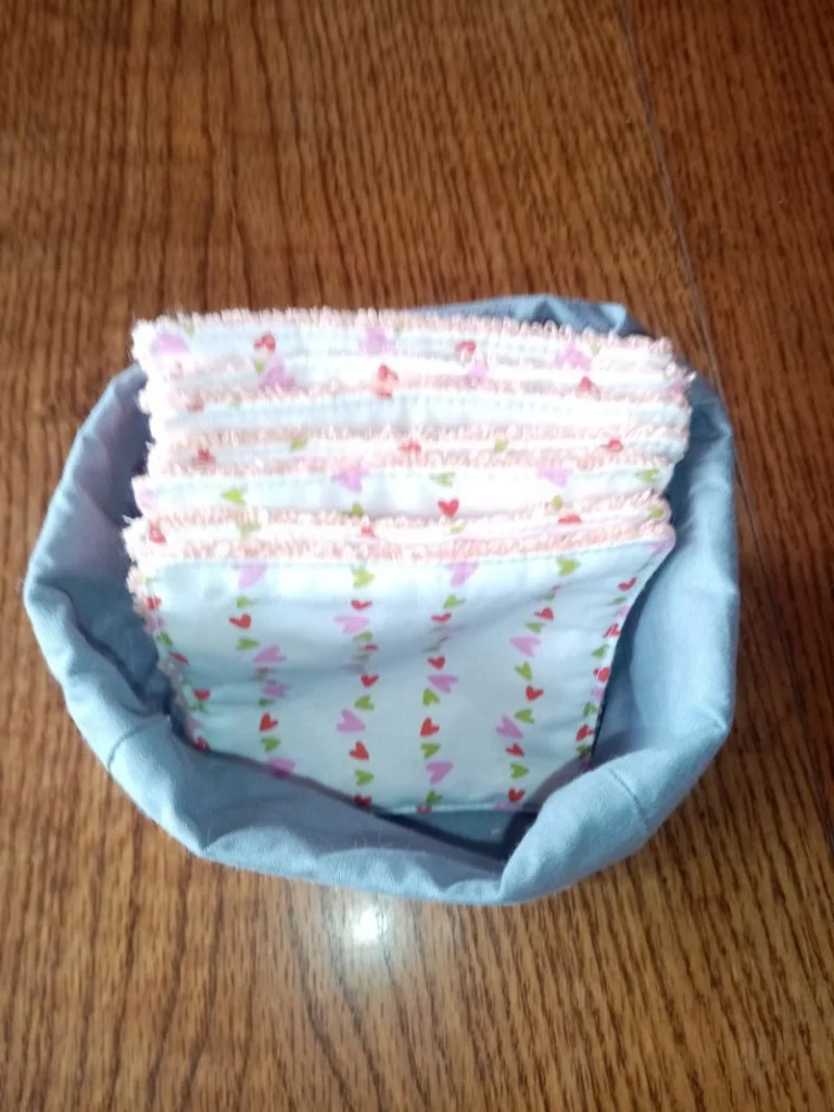 Panier de lingettes démaquillantes