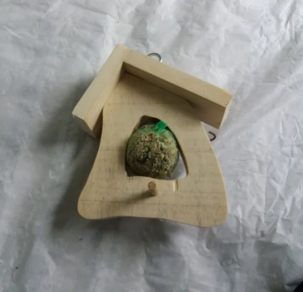 Mangeoire sourire boule de graisse